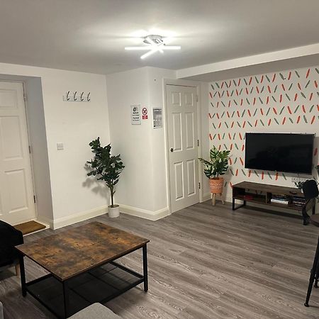 Beautiful Basement Apartment Margate Ngoại thất bức ảnh